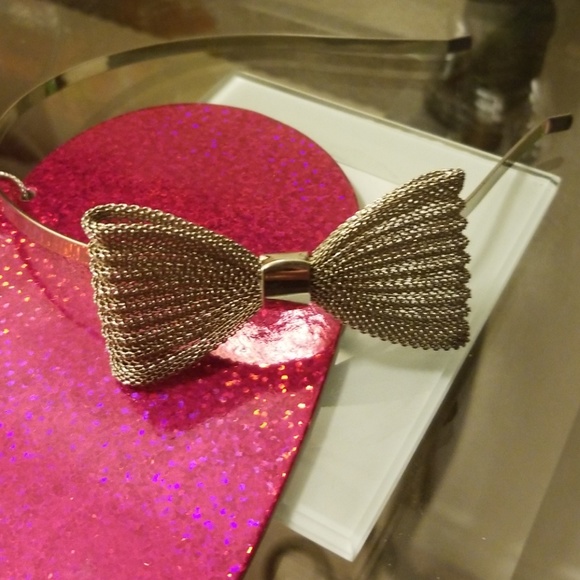 Head band - Picture 1 of 1